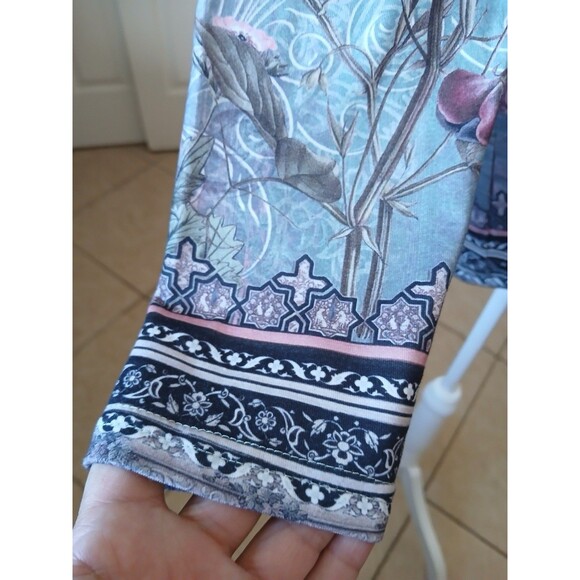 Flamingals Womens M Long Sleeve round neck floral print T-shirt with hoop zipper - Picture 5 of 14